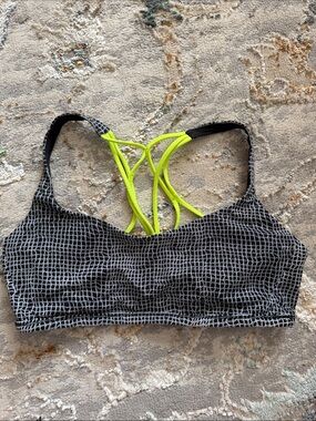 Lululemon Free To Be Zen bra